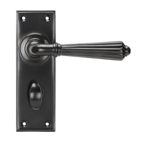 HINTON LEVER HANDLE ON BACKPLATE